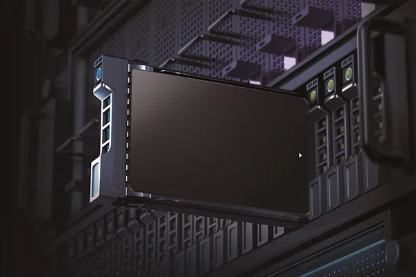 Які області застосування твердотільних накопичувачів (SSD)?